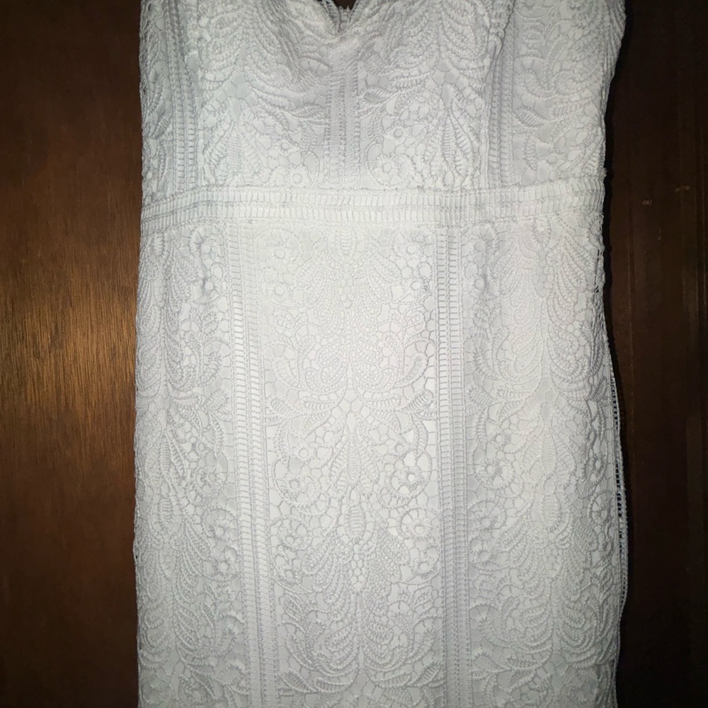 White lace Guess dress - Picture 2 of 3